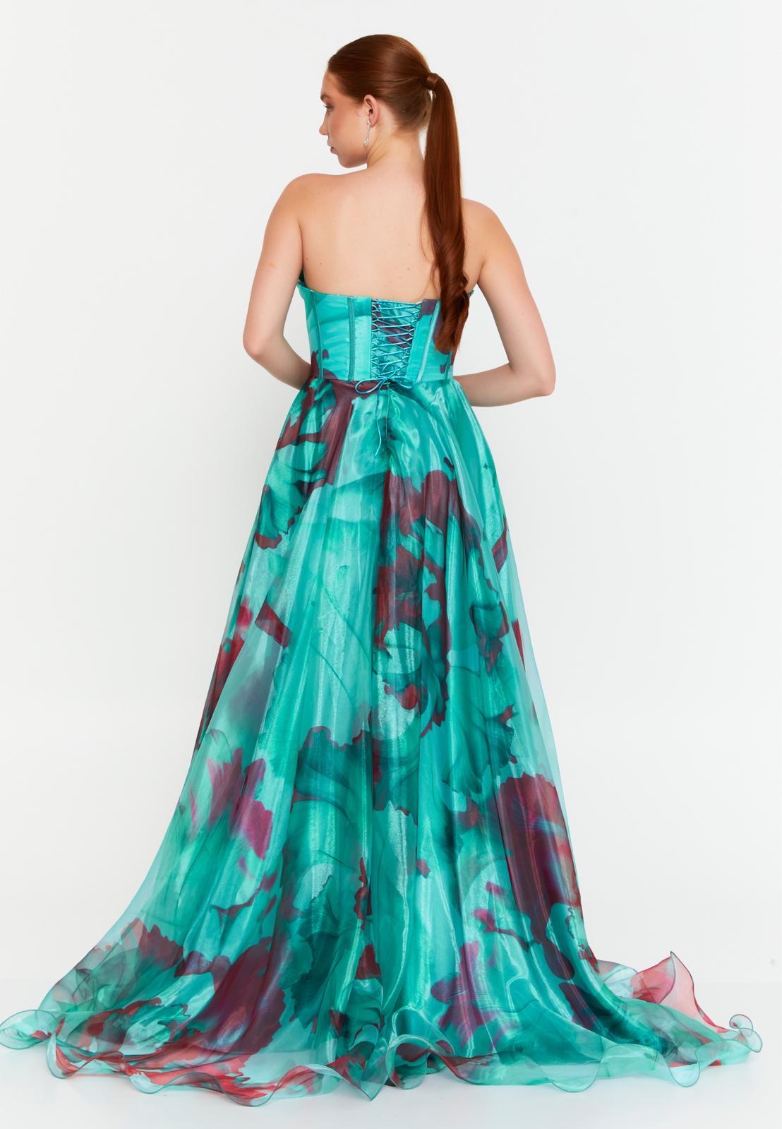 Emerald Bloom – Elegantes trägerloses Abendkleid