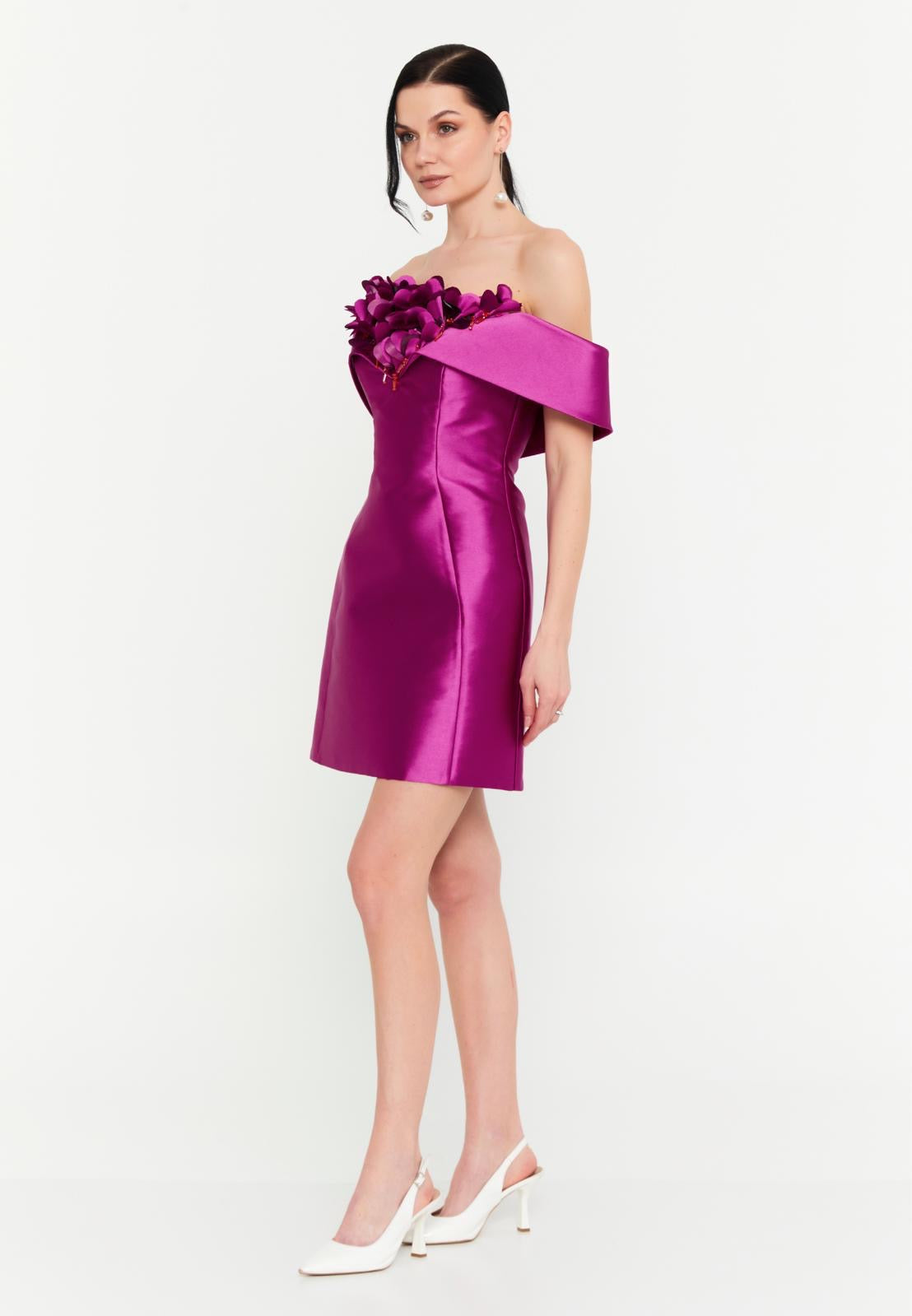 Fuchsia Blossom – Elegantes Off-Shoulder Cocktailkleid