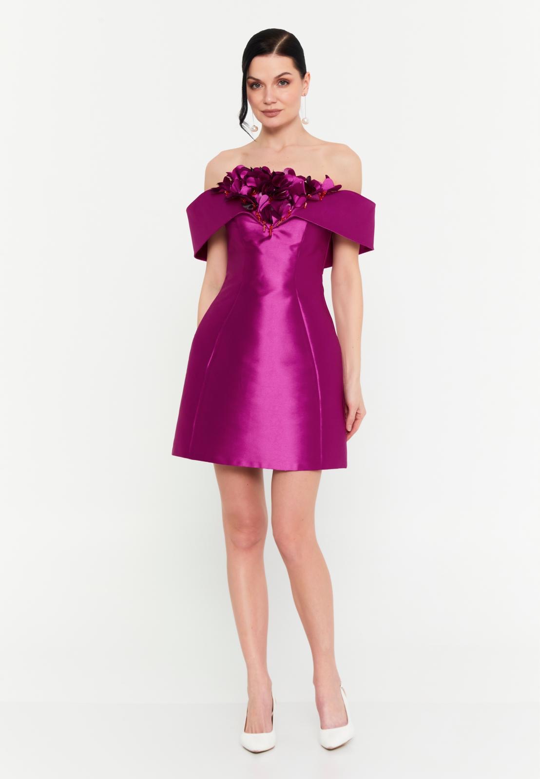 Fuchsia Blossom – Elegantes Off-Shoulder Cocktailkleid