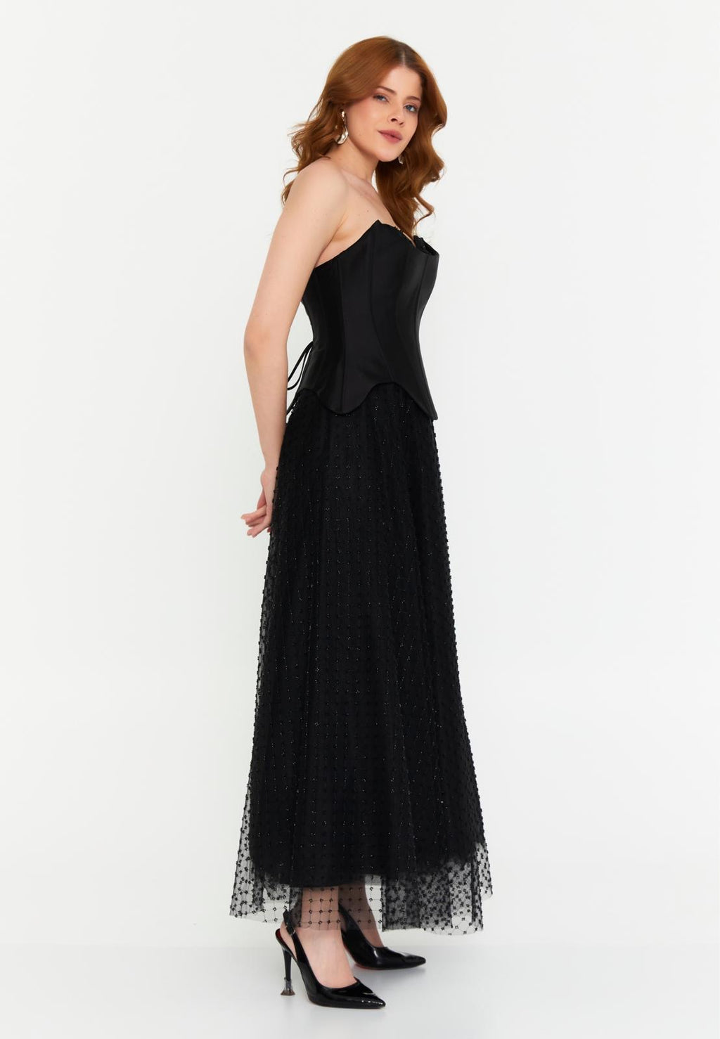 Midnight Elegance – Strapless Abendkleid