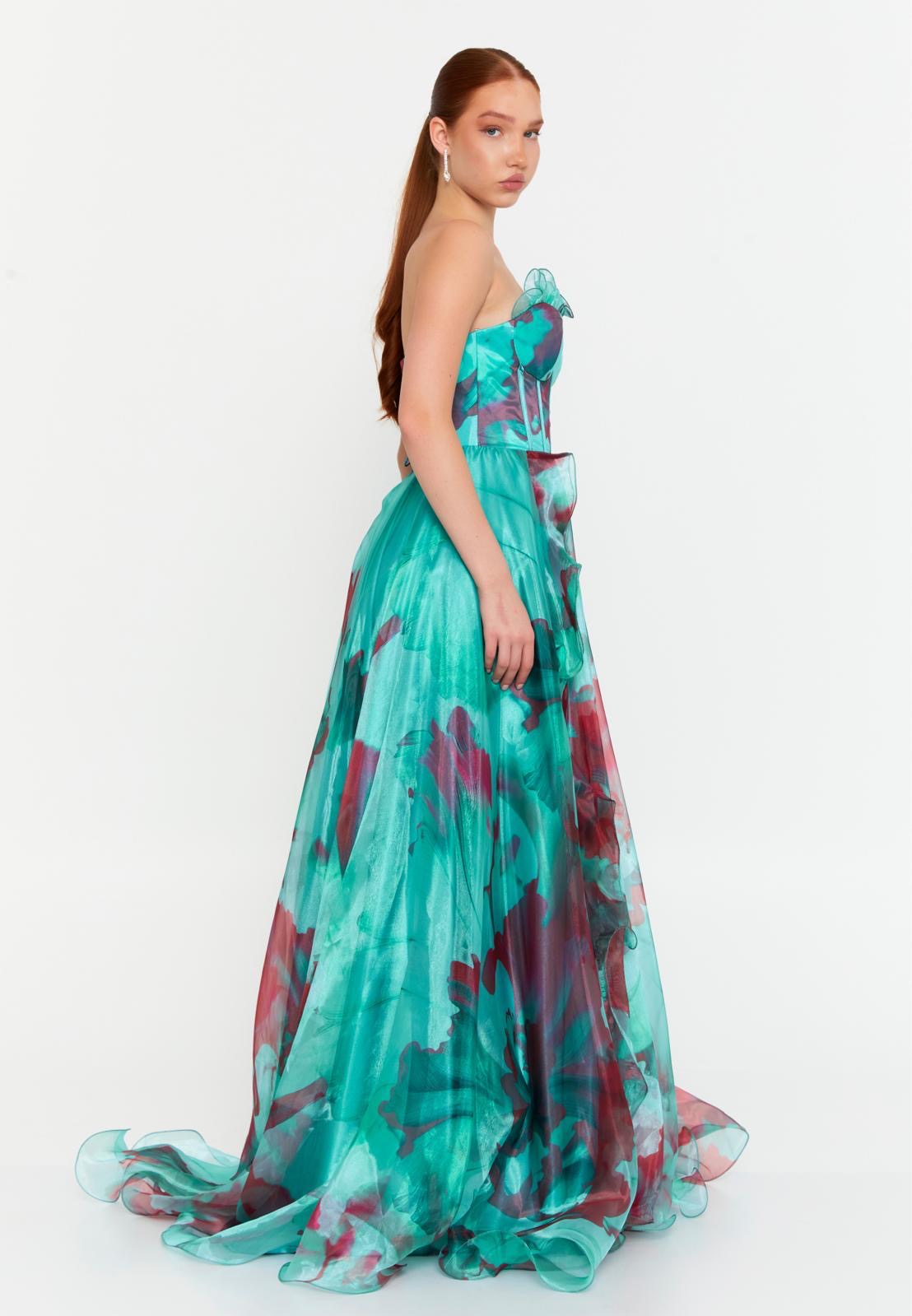 Emerald Bloom – Elegantes trägerloses Abendkleid